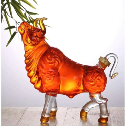 Chai thủy tinh đựng rượu 1 lít (1l) hình trâu (sửu)